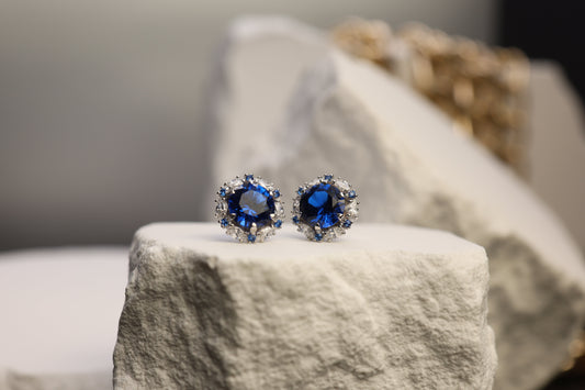 14k gold screw back earrings