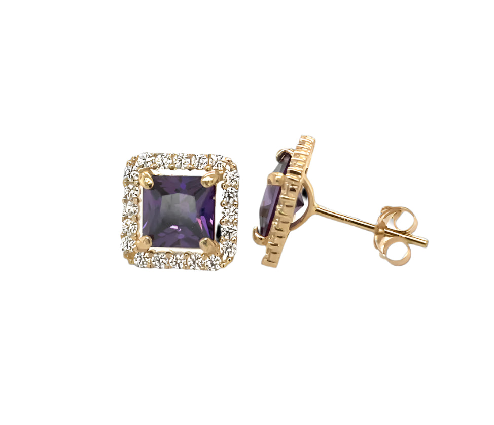 14k gold push back earrings with clear stone in the middle and on the border